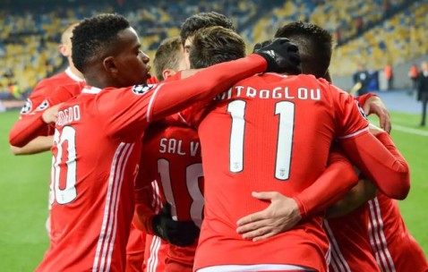 Nine Gaming-包含本菲卡训练开放日，集结日强势反弹引欢呼，中超在即，心理建设被强调的词条