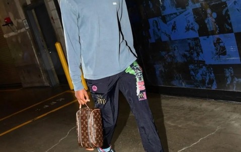 九游会-风云突变！克里夫兰骑士集结日完成体检，NBA季后赛版图或变，话题不断，资深球员宣示担当的简单介绍