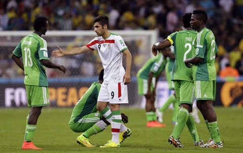 九游会-阿贾克斯发布备战花絮；今晚内部沟通；欧超杯任务艰巨；球队文化再被提及的简单介绍