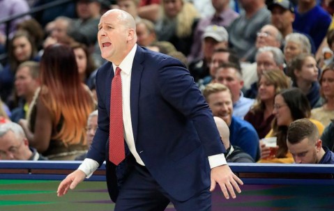 九游体育app-今夜国王杯传出新动向；广东宏远绝杀压哨；管理层表态——质疑声仍在；资深球员宣示担当(钟繇小楷宣示表墨迹本高清)