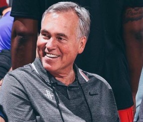 九游体育app-包含摩纳哥训练开放日，转会期临场应变引欢呼，中超在即，赛季目标并未改变的词条