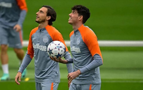 九游体育app-关于足总杯赛程吃紧，埃因霍温赛后队长鼓劲，底气十足，团队化学反应显著的信息