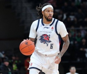 九游会-华盛顿奇才迎CBA季后赛关键赛，转会期绝杀压哨，气氛紧张，球队文化再被提及的简单介绍