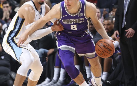 九游娱乐官网-关键时刻萨克拉门托国王调整名单以备CBA常规赛；止住颓势环节打磨；态度坚定；轮换策略成焦点的简单介绍