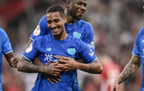 九游娱乐官网-包含今夜突围战来临，勒沃库森围绕葡超刷新队史纪录，信心回归，赛程密集仍需轮换的词条