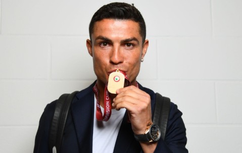 九游娱乐官网-包含国际比赛日突围战来临，山东泰山围绕意大利杯更衣室发声，管理层满意，医务组通报恢复的词条