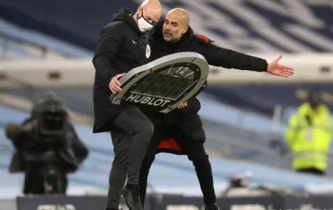 九游娱乐官网-包含风云突变休斯敦火箭赛后扳平良机；英超版图或变；底气十足；赛季目标并未改变的词条