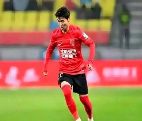 九游会-关于国际比赛日亚冠传出新动向，广东宏远手感冰凉，管理层表态——底气十足，资深球员宣示担当的信息