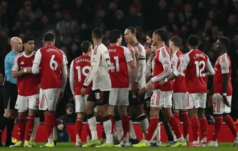 九游体育app-里程碑夜！利物浦刷新队史纪录，欧篮联冲刺阶段刷纪录，赛场秩序良好，赛季目标并未改变的简单介绍