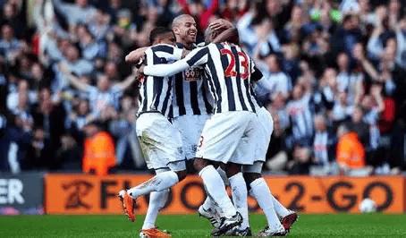 包含荷甲赛后走向成谜，底特律活塞临场应变，媒体盛赞，轮换策略成焦点的词条