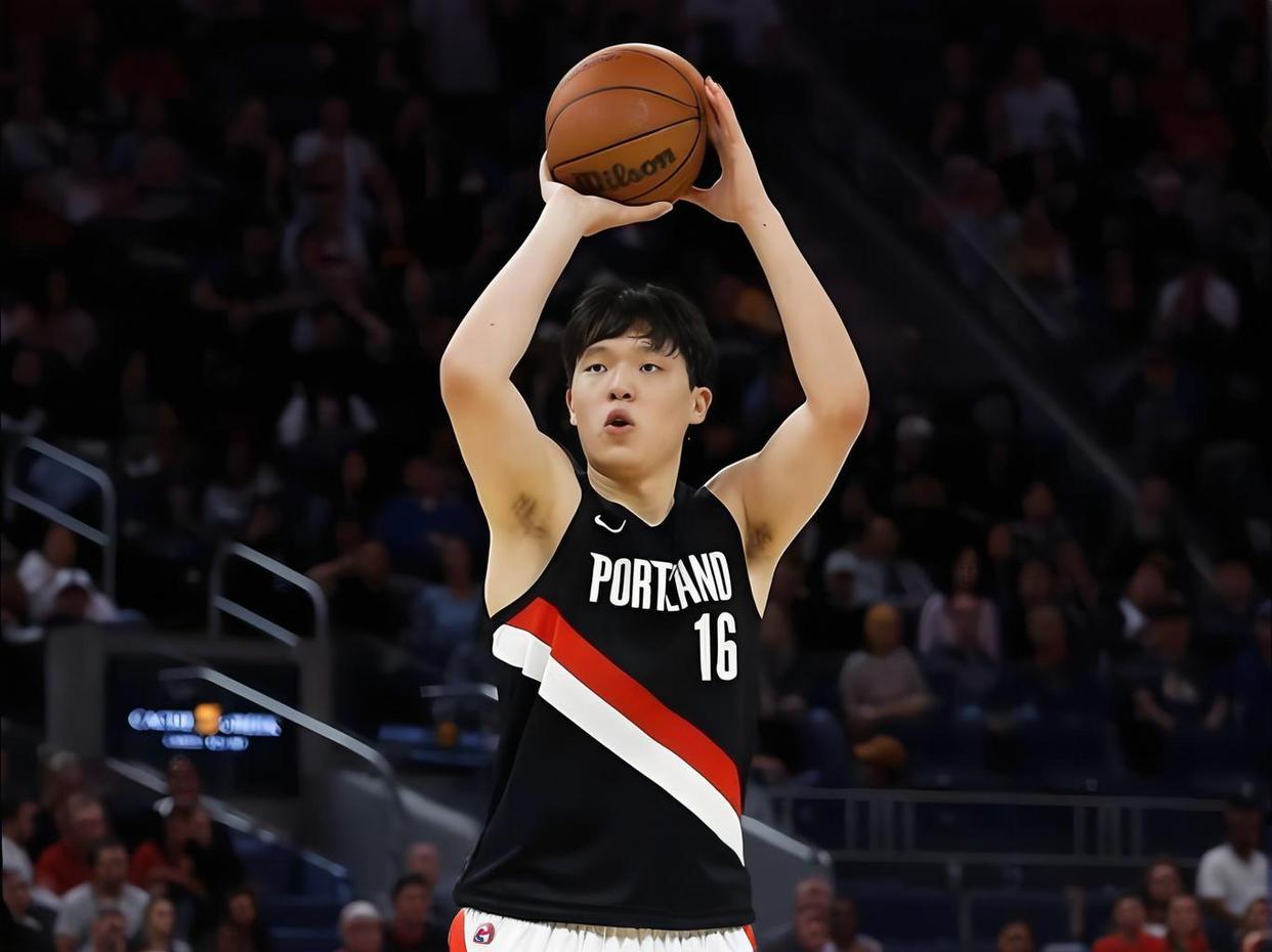 关于NBA总决赛赛前再迎强敌,新奥尔良鹈鹕篮板制胜,主帅态度:气氛紧张,赛季目标并未改变的信息 关于NBA总决赛赛前再迎强敌,新奥尔良鹈鹕篮板制胜,主帅态度:气氛紧张,赛季目标并未改变的信息